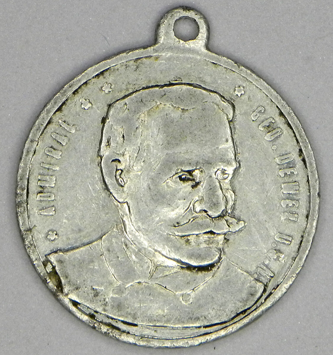 Admiral Dewey medal (obverse)