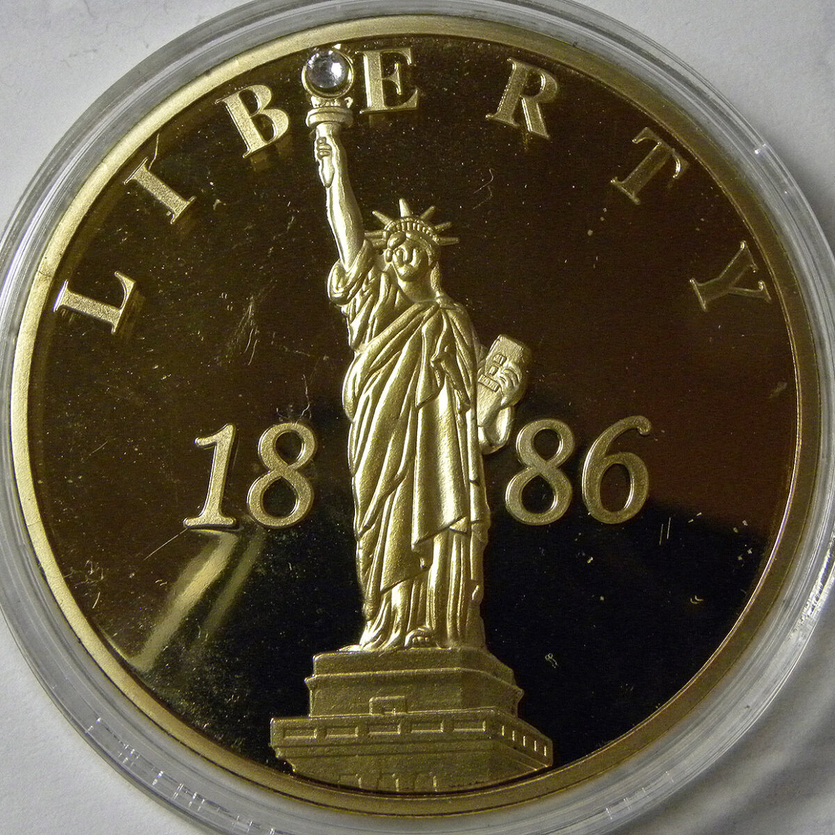 Statue of Liberty 125th Anniversary medal (obverse alt photo)